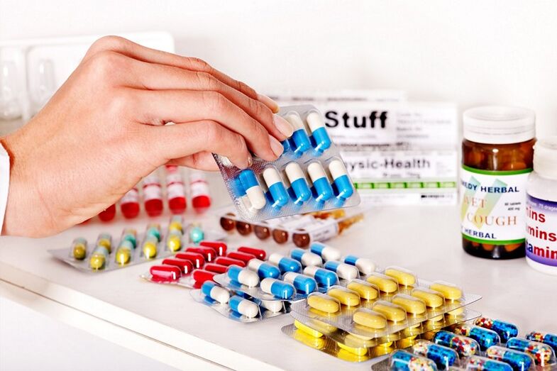 The doctor must prescribe drugs to treat prostatitis